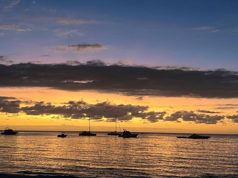 Ferienwohnung Beachfront Le Cerisier Trou Aux Biches, Mon Choisy Mont-Choisy Exterior foto